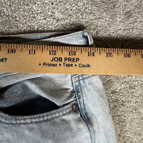 American Eagle Women's 4 Mom Jean Light Wash Distressed Ripped Denim Jeans - Picture 2 of 11